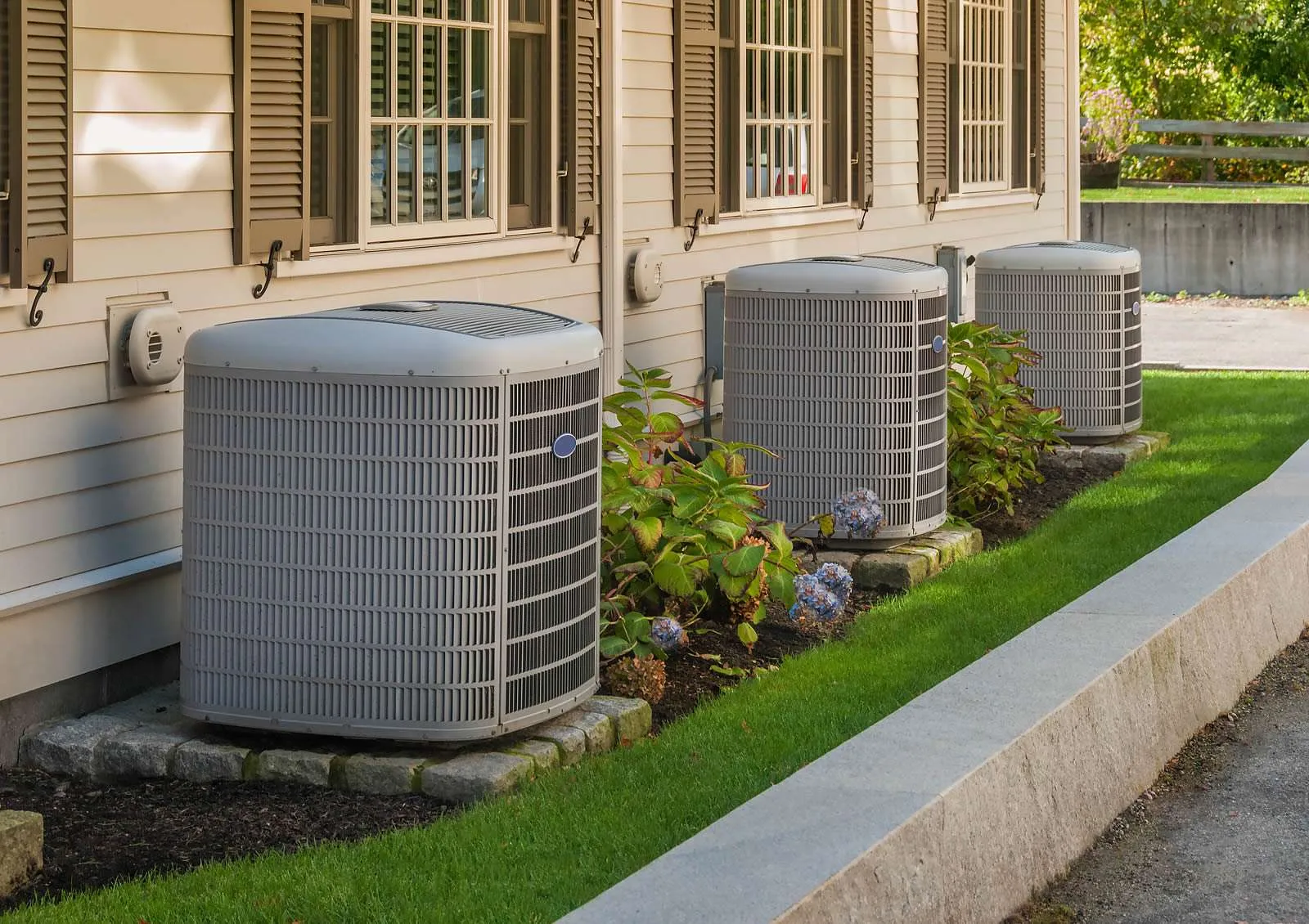 Top Signs You Need Heating Maintenance Before the Cold Hits