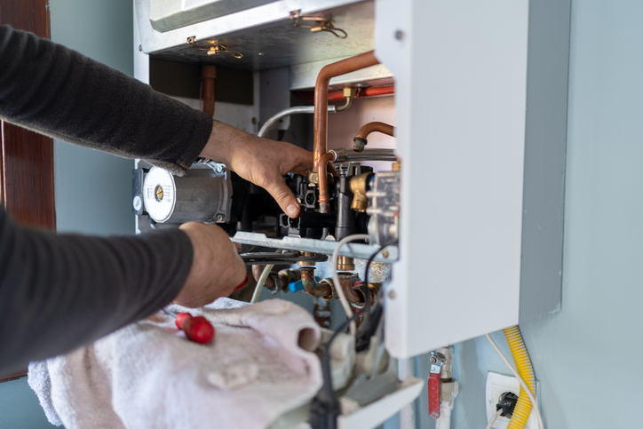 Top Signs You Need Heating Maintenance Before the Cold Hits